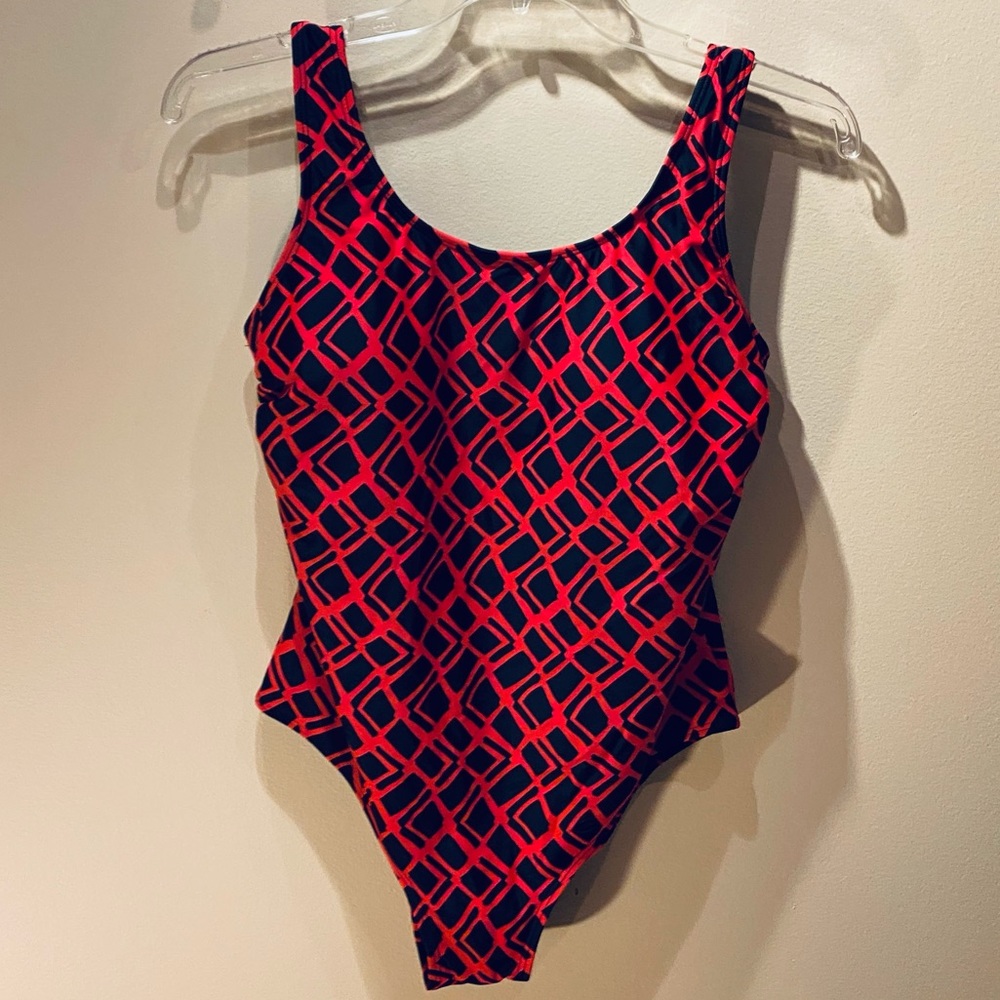 🌟2xHP🌟Emily B Originals Red/Black Geometric Swimsuit M